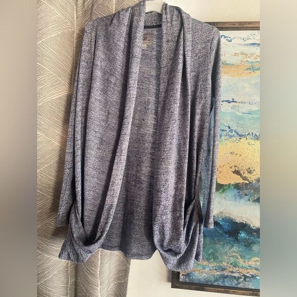 UGG Australia Women's  Blue/white Cardigan Sweater Pockets Size Small - Picture 7 of 7